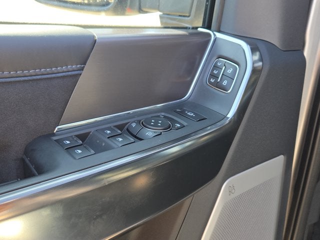 2027 Ford Super Duty F-350® Platinum®