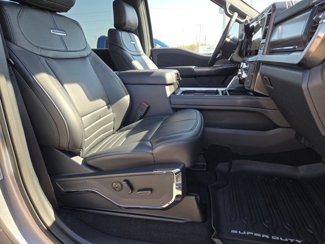 2027 Ford Super Duty F-350® Platinum®