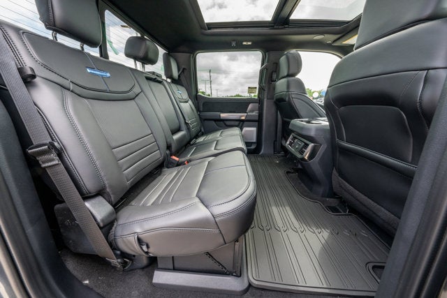 2026 Ford Super Duty F-350® Platinum®