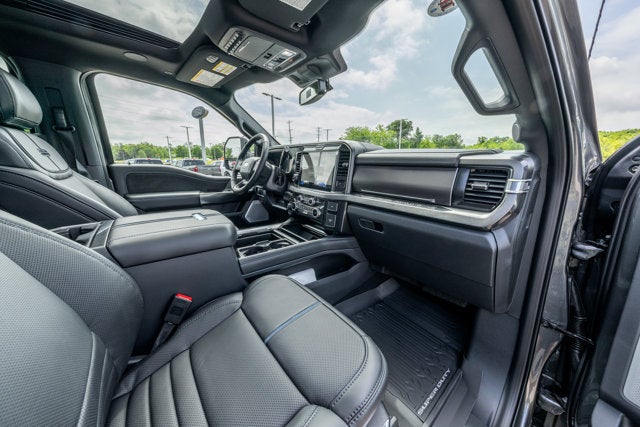 2026 Ford Super Duty F-350® Platinum®