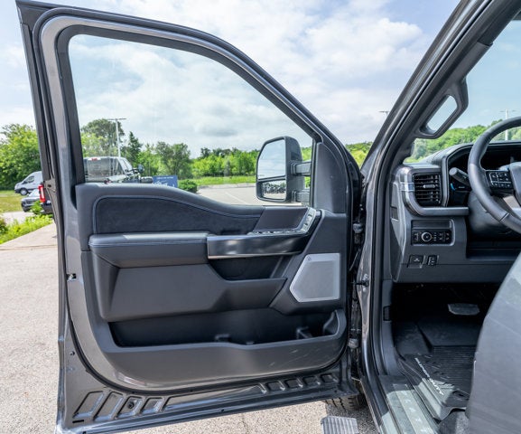 2026 Ford Super Duty F-350® Platinum®