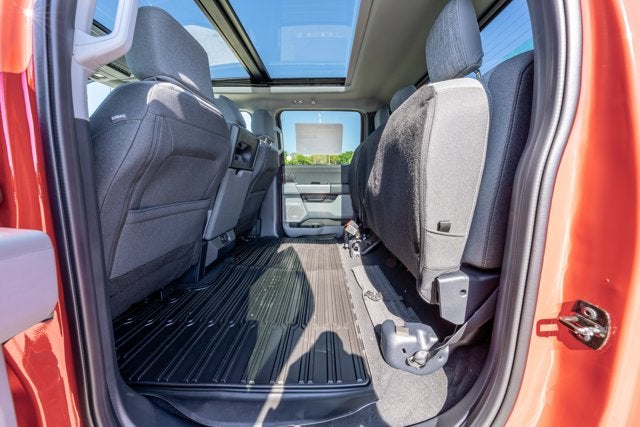 2026 Ford Super Duty F-350® XLT