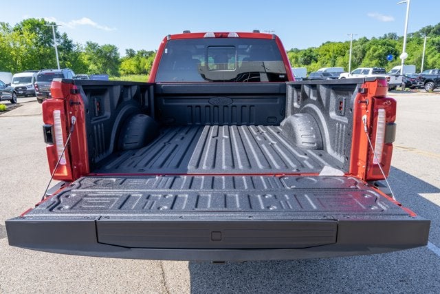 2026 Ford Super Duty F-350® XLT