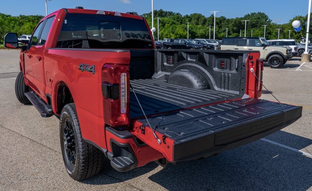 2026 Ford Super Duty F-350® XLT