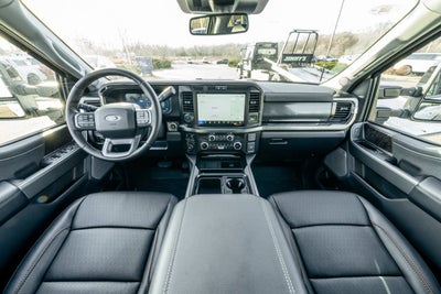 2026 Ford Super Duty F-350® Lariat®