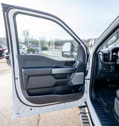 2026 Ford Super Duty F-350® Lariat®