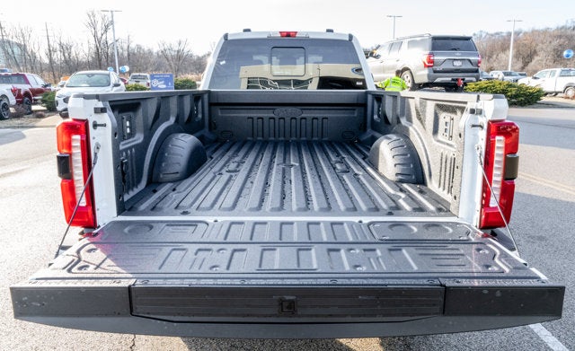 2026 Ford Super Duty F-350® Lariat®