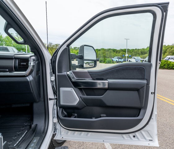 2026 Ford Super Duty F-350® Platinum®