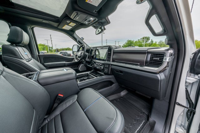 2026 Ford Super Duty F-350® Platinum®
