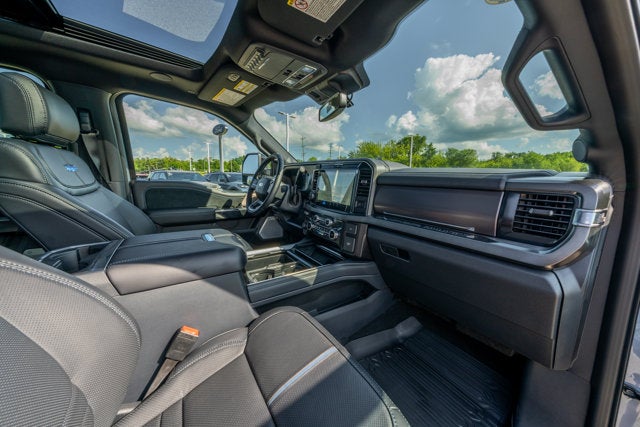 2026 Ford Super Duty F-350® Platinum®