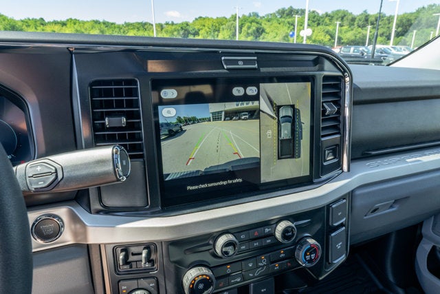 2026 Ford Super Duty F-350® XLT