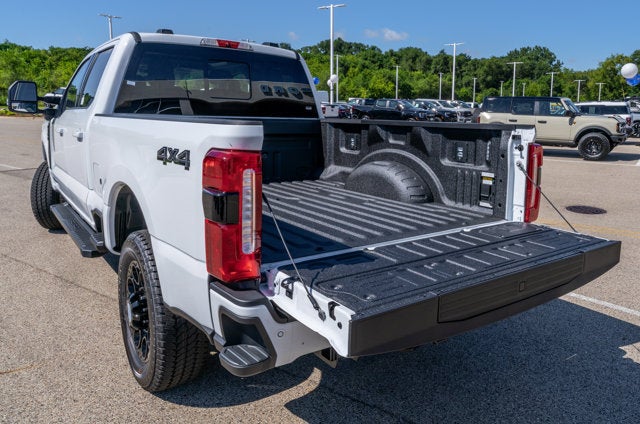 2026 Ford Super Duty F-350® XLT
