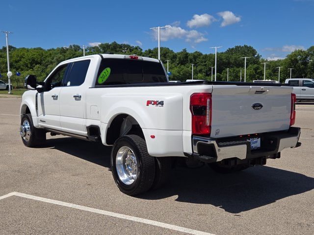 2023 Ford Super Duty F-450 DRW Lariat