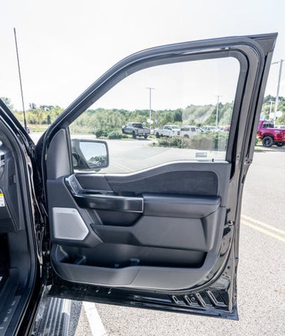 2025 Ford F-150 Platinum®