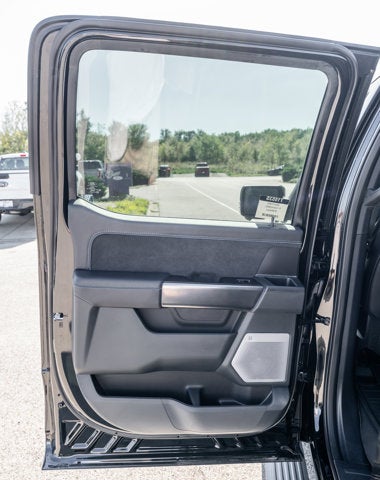 2025 Ford F-150 Platinum®