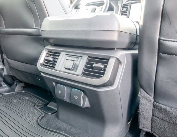 2025 Ford F-150 Platinum®