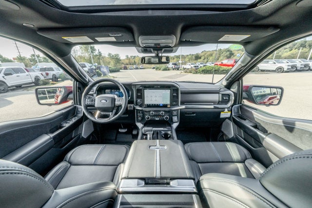 2025 Ford F-150 Platinum®