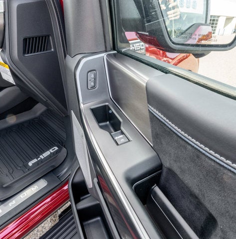 2025 Ford F-150 Platinum®