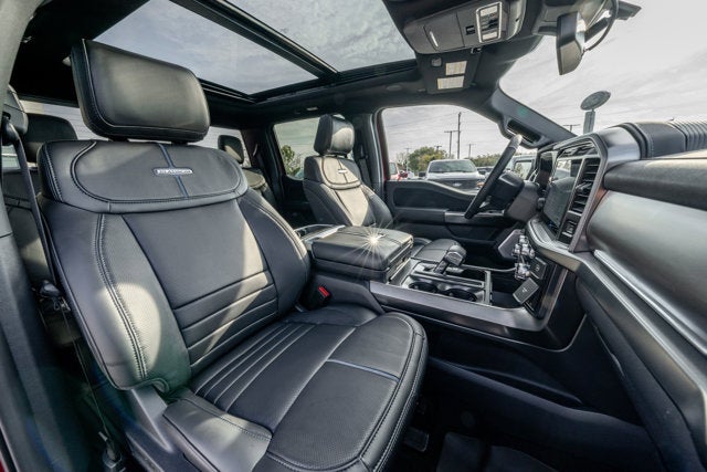 2025 Ford F-150 Platinum®