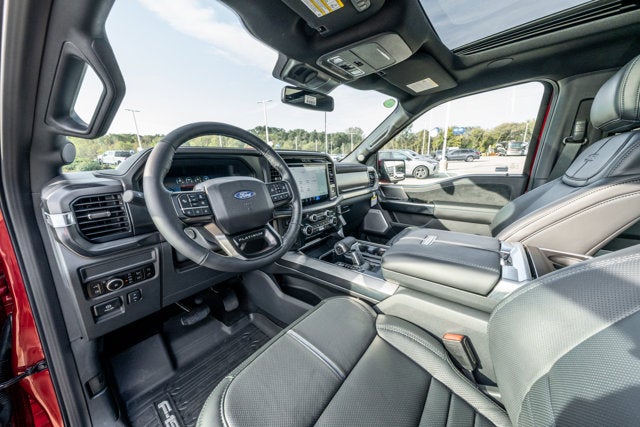 2025 Ford F-150 Platinum®