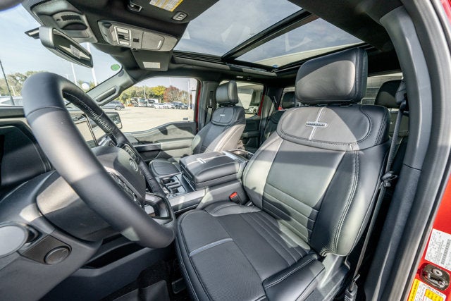 2025 Ford F-150 Platinum®