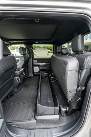 2025 Ford F-150 Platinum®