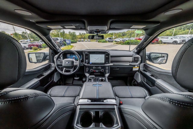 2025 Ford F-150 Platinum®