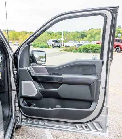 2025 Ford F-150 Platinum®