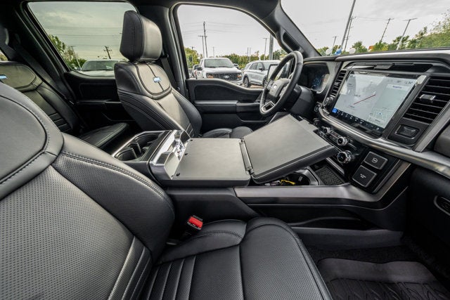 2025 Ford F-150 Platinum®