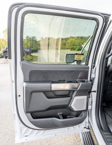 2025 Ford F-150 Platinum®