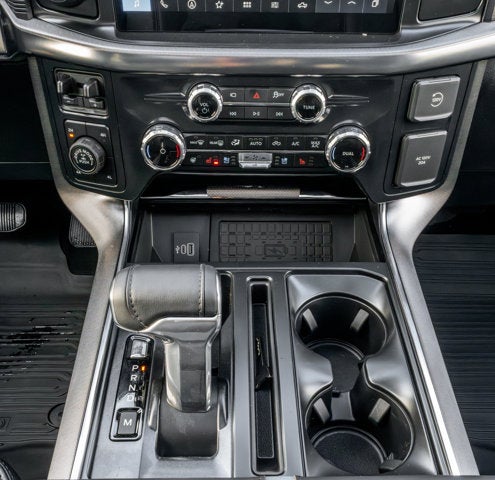 2025 Ford F-150 Platinum®