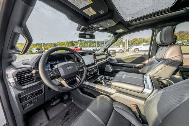 2025 Ford F-150 Platinum®