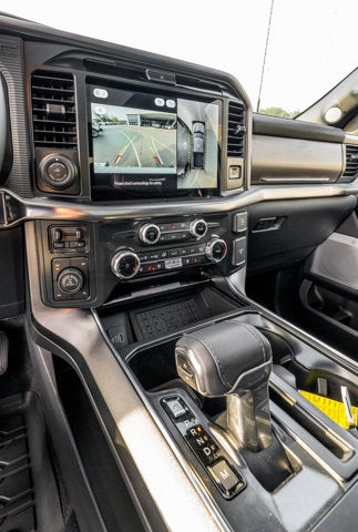 2025 Ford F-150 Platinum®