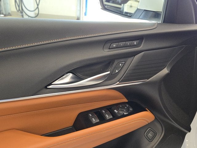 2023 Cadillac CT4 Premium Luxury