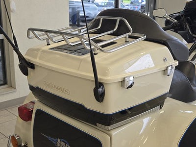 2012 Harley-Davidson Touring Trike Base