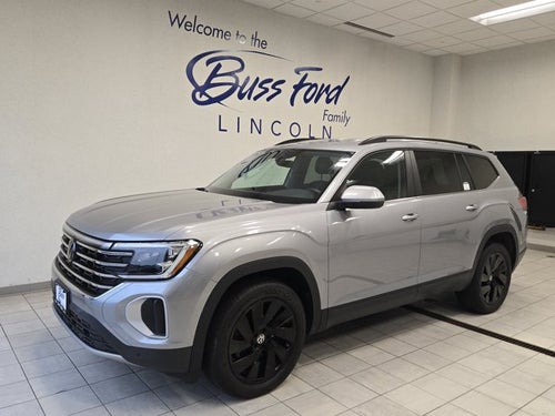 2024 Volkswagen Atlas 2.0T SE with Technology AWD