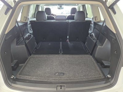 2024 Volkswagen Atlas 2.0T SE with Technology AWD