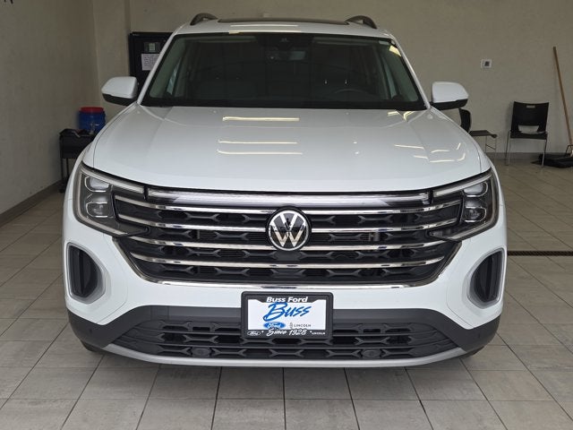 2024 Volkswagen Atlas 2.0T SE with Technology AWD