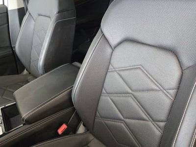 2024 Volkswagen Atlas 2.0T SE with Technology AWD