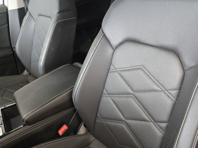 2024 Volkswagen Atlas 2.0T SE with Technology AWD