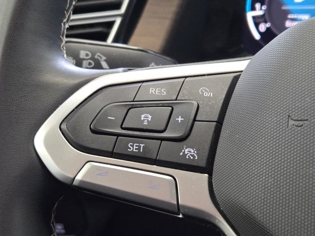 2024 Volkswagen Atlas 2.0T SE with Technology AWD