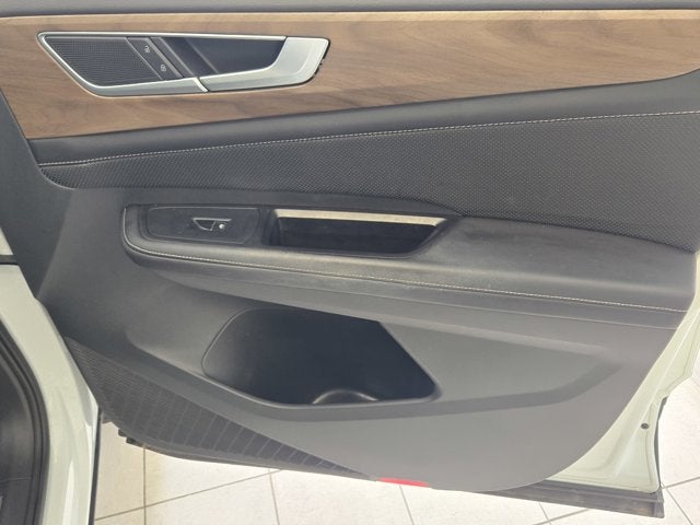 2024 Volkswagen Atlas 2.0T SE with Technology AWD