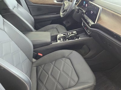 2024 Volkswagen Atlas 2.0T SE with Technology AWD