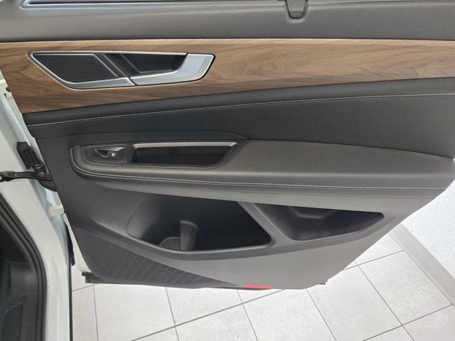 2024 Volkswagen Atlas 2.0T SE with Technology AWD