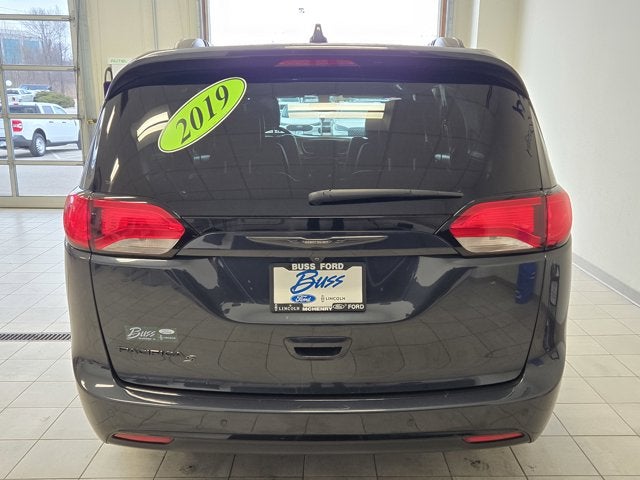 2019 Chrysler Pacifica Touring L Plus