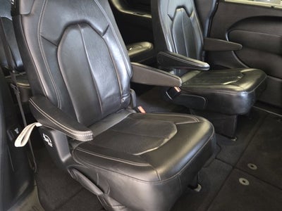 2019 Chrysler Pacifica Touring L Plus