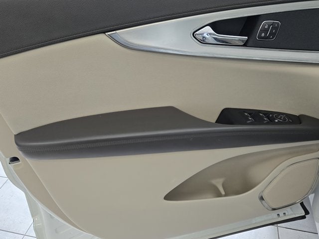 2020 Lincoln Nautilus Standard