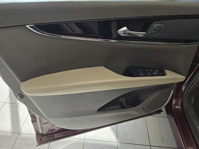 2022 Lincoln Nautilus Reserve AWD