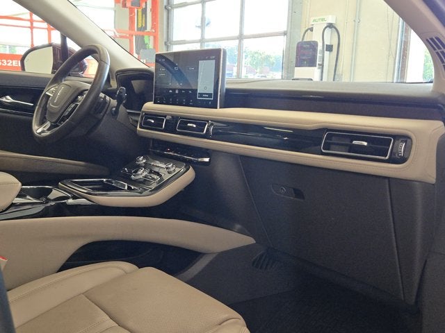 2023 Lincoln Nautilus Reserve AWD
