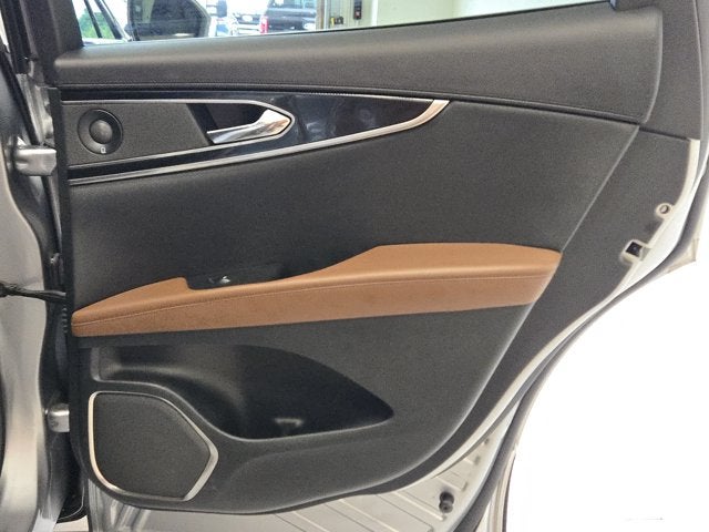 2023 Lincoln Nautilus Reserve AWD